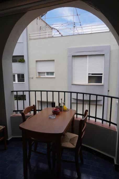 Apartamento Del Mar - Fewo Am Meer อัลการ์โรโบ คอสตา ภายนอก รูปภาพ